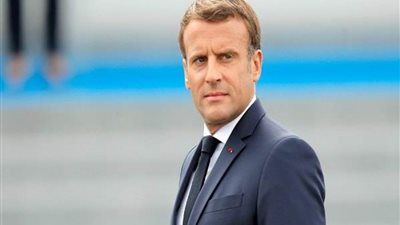 ماكرون: 60 % من الفرنسيين حصلوا على جرعة لقاح واحدة على الأقل