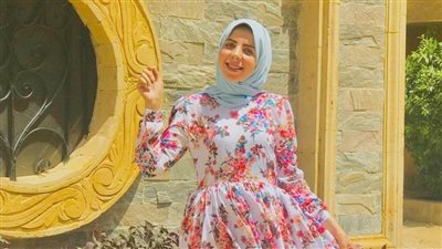 تمنحك أناقة  وأنوثة .. الفساتين المشجرة موضة صيف 2021