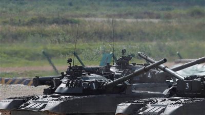 روسيا تعيد تجميع وحدات عسكرية في ميدان تدريب بالقرب من الحدود الأفغانية