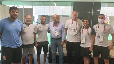 حطب يعقد جلسة مع لاعبي المصارعة لتحفيزهم