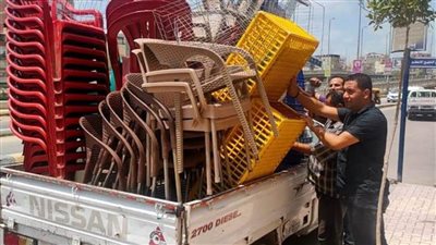 رفع ٤٥٣ حالة إشغال طريق ثابت ومتحرك في حملة بالبحيرة