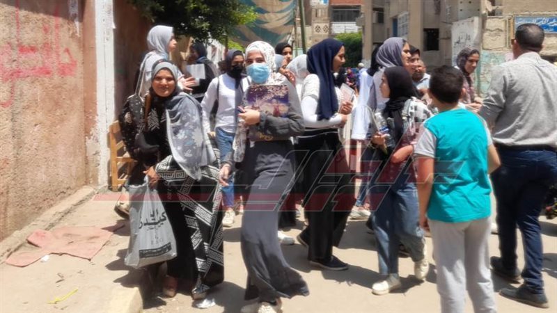 طلاب الثانوية العامة