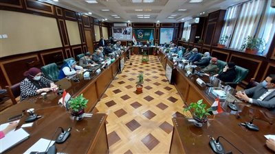  جامعة دمنهور تحصل على تصنيف التايمز البريطانى.. والمحافظ يهنئ