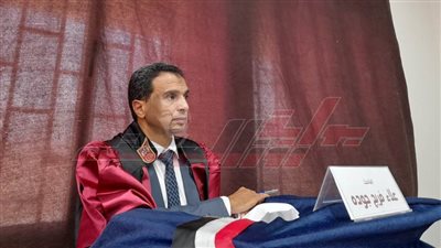 بدرجة امتياز وتوصية بطباعتها.. علاء جودة يحصل على دكتوراه الفلسفة في التربية