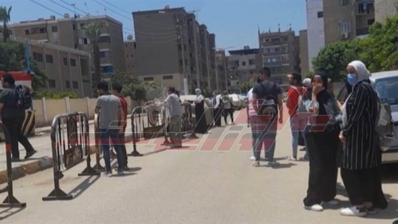 طلاب ثانوية عامة