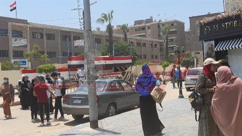 لجنة ثانوية عامة