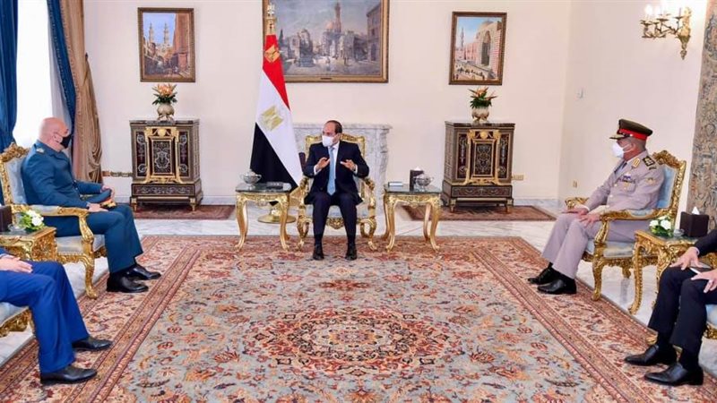 الرئيس السيسي يستقبل
