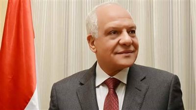 محافظ الجيزة يتفقد أعمال إصلاح كسر بخط مياه بطريق المريوطية