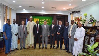 رئيس جامعة الإسكندرية يبحث مع وفد جامعة انجامينا بتشاد سبل تطوير الفرع