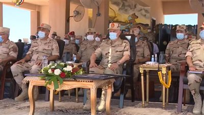 رئيس أركان حرب القوات المسلحة يشهد إجراءات تفتيش الحرب لإحدى وحدات المنطقة الجنوبية