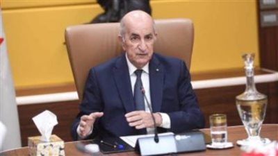 الرئيس الجزائري يجري اتصالا هاتفيا مع نظيره التونسي