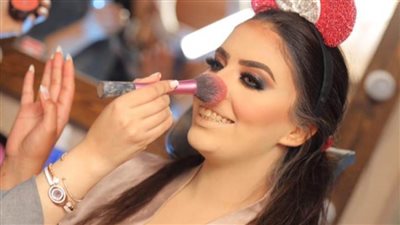 تعرفي على أبرز صيحات المكياج العالمية لصيف 2021