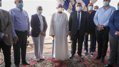 وزيرة الصحة تلتقي شيخ الأزهر الشريف بمدينة القرنة بالأقصر