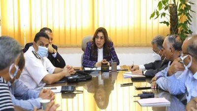 محافظ دمياط تبحث آخر المستجدات بمخطط تطوير النصب التذكاري 