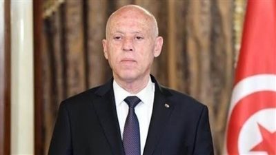 الرئيس التونسي يصدر قرارا بشأن وزيري المالية وتكنولوجيا الاتصالات 