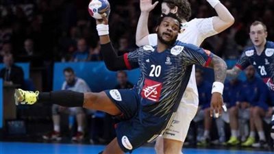 فرنسا تكتسح البحرين وتواجه الفائز من مصر وألمانيا في نصف النهائي