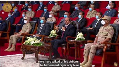 السيسي يحث المصريين على تبني نظام غذائي سليم من أجل صحة أولادهم