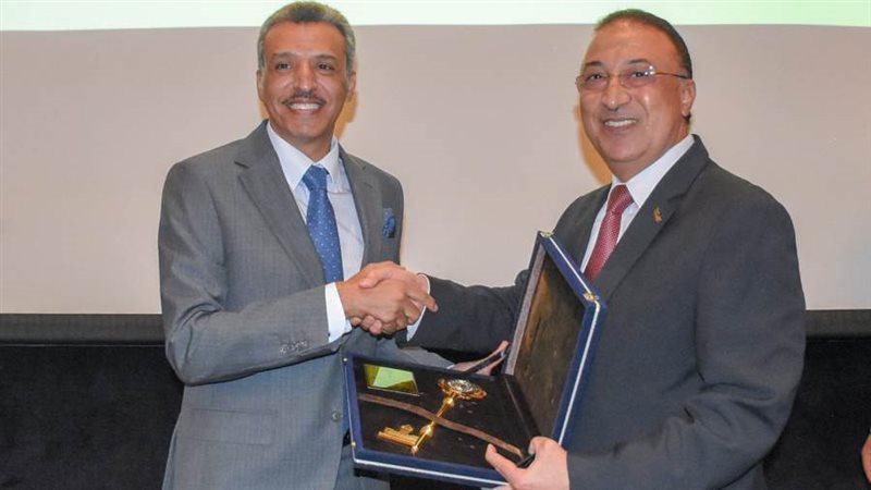 محافظ الإسكندرية