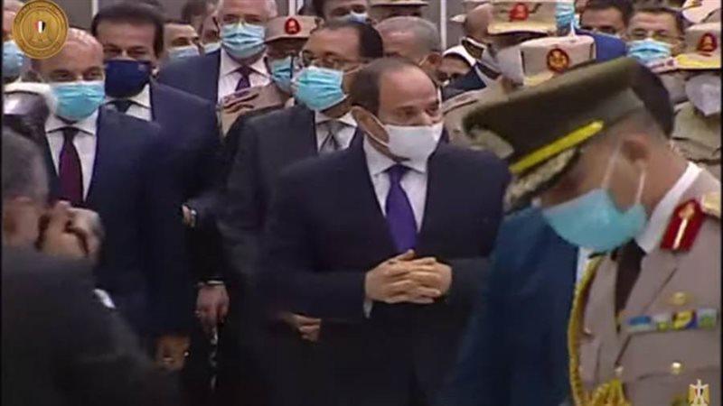 الرئيس السيسي يحث