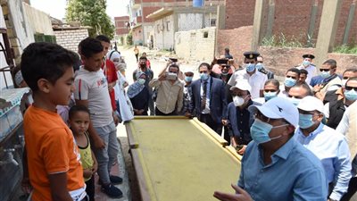 رئيس الوزراء يتفقد مشروعات 