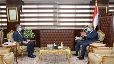 وزير التنمية المحلية يستقبل محافظ الغربية لمناقشة مشروعات حياة كريمة