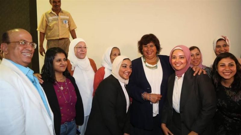 صناع فيلم ريش مع