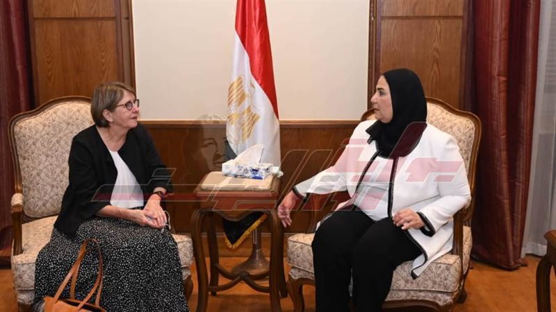 وزيرة التضامن مع