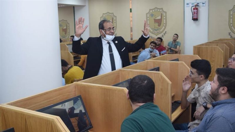 رئيس جامعة سوهاج