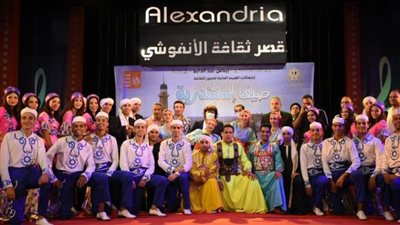 وزيرة الثقافة تتابع 