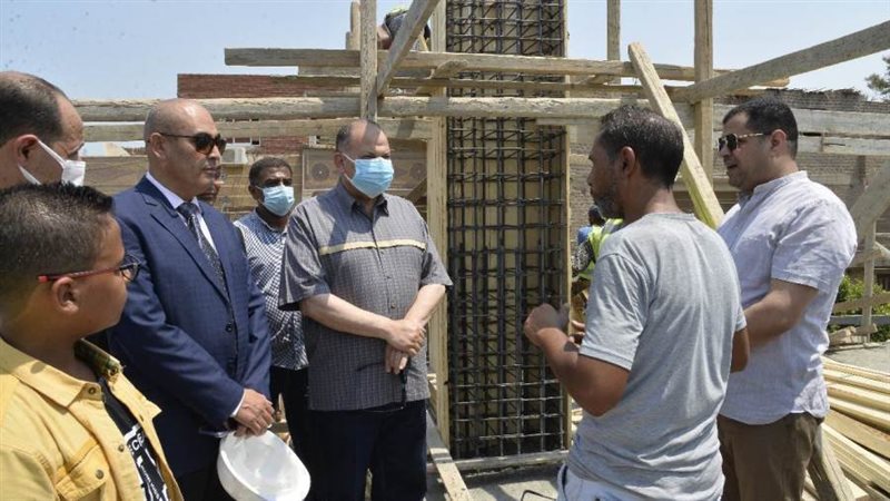 محافظ أسيوط يتفقد
