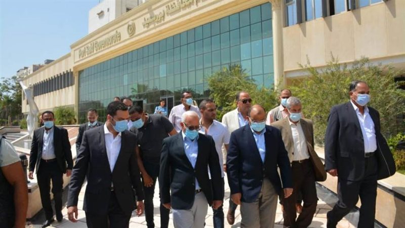 وزير التنمية المحلية