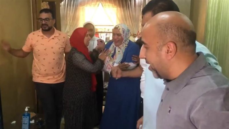 عائلة فريال أشرف