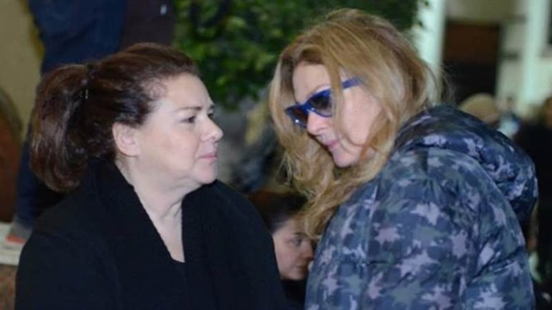 يسرا ودلال عبد العزيز