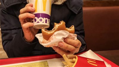 عاجل| امرأة تقاضي ماكدونالدز بعد إعلان 