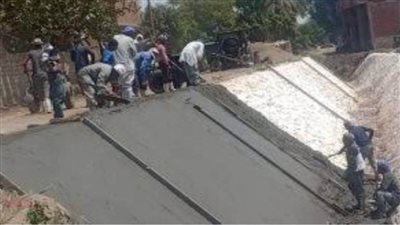 سوهاج تستكمل مشروع تبطين وتأهيل الترع