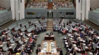 الحكومة الأسترالية تمرر عقوبات على غرار قانون 