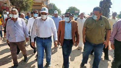 بتكلفة 5 ملايين جنيه.. محافظ الشرقية يتفقد أعمال إنشاء كوبري بحر فاقوس
