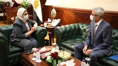  عاجل| رومانيا تدعم مصر بـ 525 ألف جرعة من لقاح 