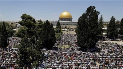الأوقاف الفلسطينية: 40 ألف مصلٍ يؤدون الجمعة في المسجد الأقصى