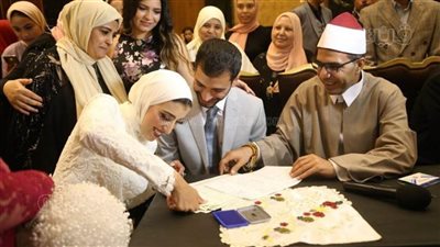 جيانا فاروق تحتفل بعقد قرانها بنادي الزهور بالتجمع الخامس