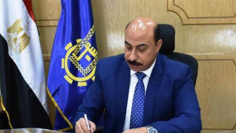 محافظ أسوان