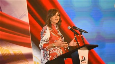 السفيرة نبيلة مكرم: أبناء مصر في الخارج يثبتون حبهم وولاءهم لوطنهم دائما
