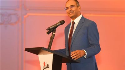 نائب وزير الإسكان يستعرض مشروعات مهمة غيرت خريطة مصر في 6 سنوات