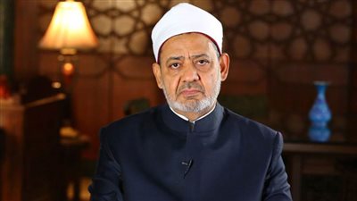 الإمام الأكبر يهنئ أوائل الثانوية الأزهرية هاتفيًّا