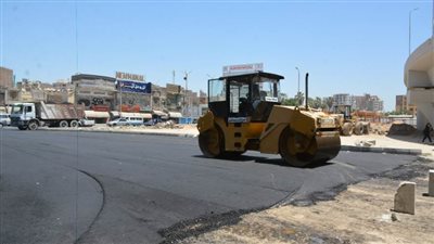 محافظ سوهاج يتفقد أعمال رصف الموقع العام لكوبري الثقافة