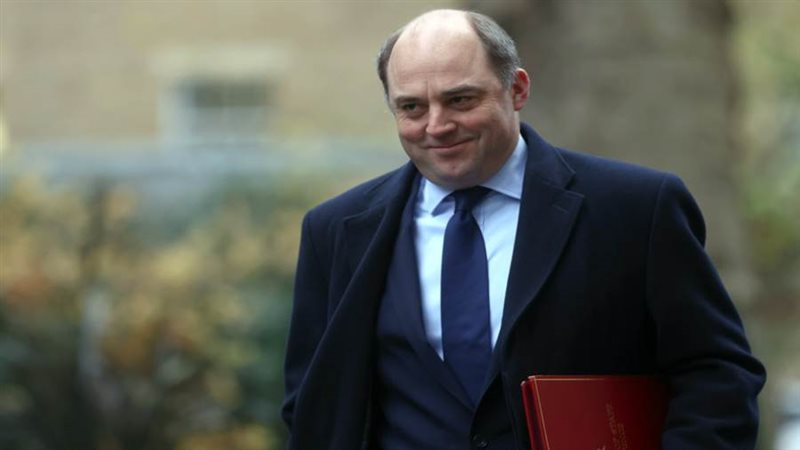 بن والاس وزير الدفاع