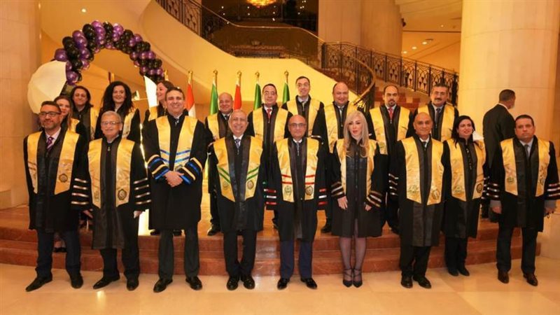 خلال الافتتاح