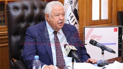 عبر بث مباشر.. نقيب المحامين يوجه عدة رسائل لأعضاء النقابة 