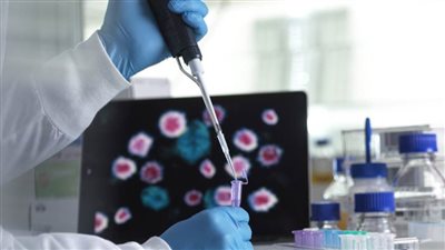 بولندا تتعهد بإرسال مساعدات طبية ولقاحات 