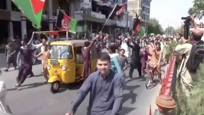 عاجل| طالبان تقتل وتصيب ١٤ متظاهرا في جلال أباد